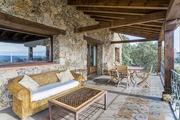 Foto 2 de Xalet en venda a Turégano de 6 habitacions amb terrassa i piscina