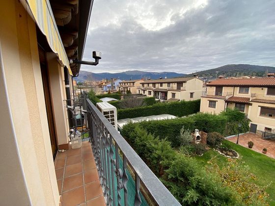Foto 2 de Pis en venda a Palazuelos de Eresma de 3 habitacions amb terrassa i aire acondicionat