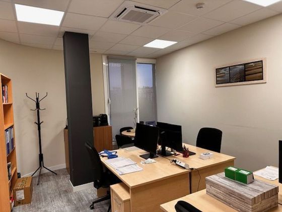 Foto 1 de Venta de oficina en Amara - Berri de 115 m²