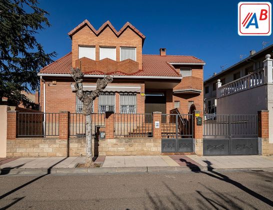 Foto 1 de Xalet en venda a calle Los Clerigos de 4 habitacions amb terrassa i piscina