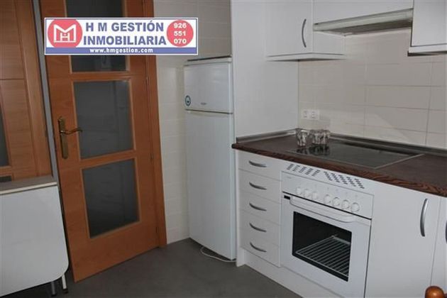 Foto 2 de Pis en venda a Herencia de 2 habitacions amb garatge i aire acondicionat