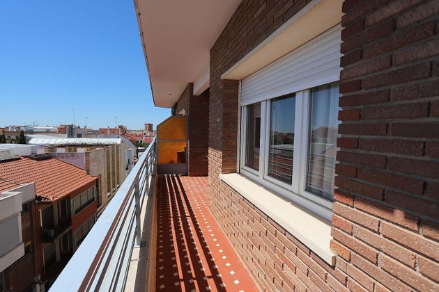 Foto 2 de Venta de piso en Alcázar de San Juan de 3 habitaciones con terraza y aire acondicionado