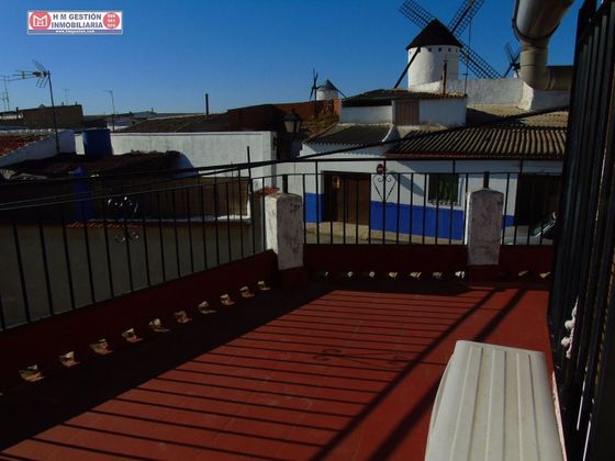 Foto 1 de Venta de chalet en Campo de Criptana de 3 habitaciones con terraza y aire acondicionado