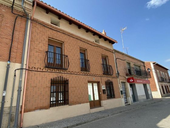 Foto 1 de Xalet en venda a calle Santigo Ramon y Cajal de 6 habitacions amb terrassa i calefacció