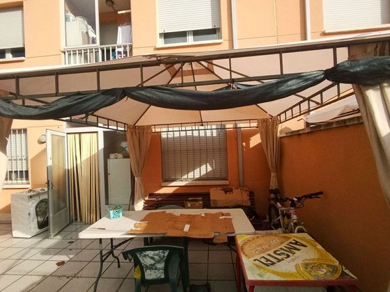 Foto 1 de Pis en venda a calle Fuensaldaña de 3 habitacions amb piscina i garatge