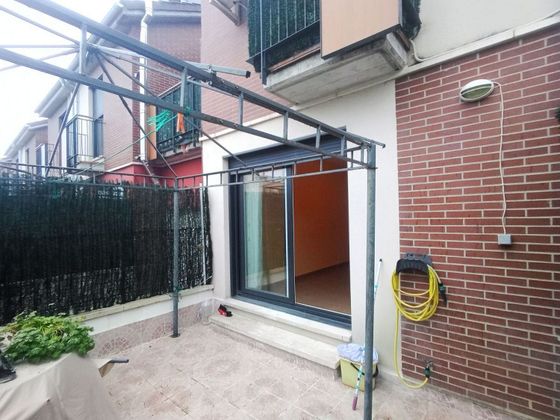 Foto 1 de Venta de casa en Cabezón de Pisuerga de 3 habitaciones con terraza y piscina