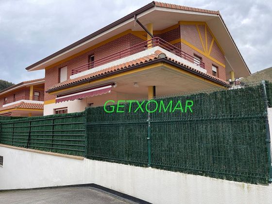 Foto 1 de Casa en venda a Mioño - Santullán de 3 habitacions amb terrassa i garatge