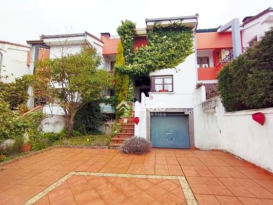 Foto 1 de Casa en venda a Llanera de 5 habitacions amb terrassa i piscina