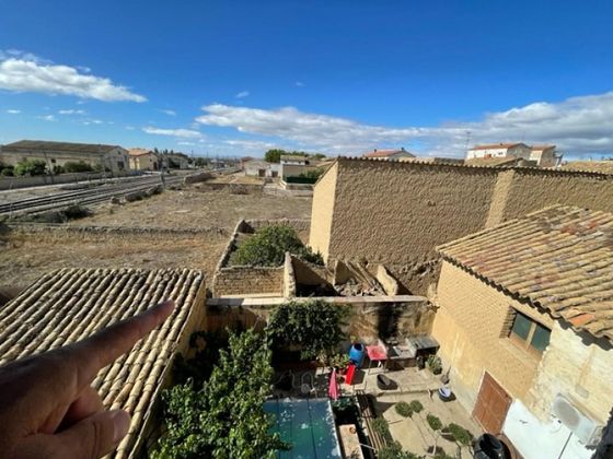 Foto 1 de Venta de casa adosada en Villanueva de Gállego de 4 habitaciones con terraza y garaje
