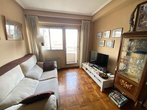 Foto 1 de Pis en venda a Paseo Sagasta de 3 habitacions amb terrassa i calefacció