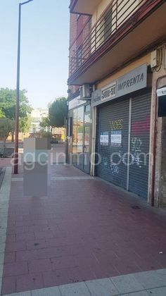 Foto 1 de Alquiler de local en avenida De Segovia de 73 m²