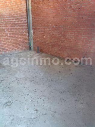 Foto 2 de Alquiler de local en calle Plata con garaje