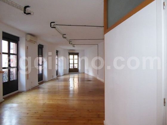 Foto 2 de Alquiler de oficina en calle Bajada de la Libertad de 183 m²