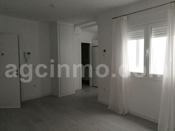 Foto 2 de Piso en alquiler en Centro - Valladolid de 1 habitación con calefacción y ascensor