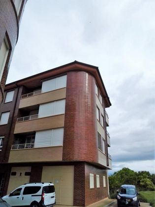 Foto 2 de Venta de piso en Entrena de 3 habitaciones con terraza y balcón