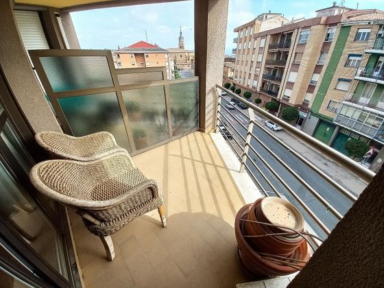 Foto 2 de Pis en venda a Fuenmayor de 4 habitacions amb terrassa i piscina