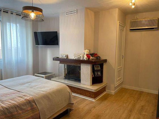 Foto 2 de Pis en venda a Alberite de 3 habitacions amb terrassa i aire acondicionat
