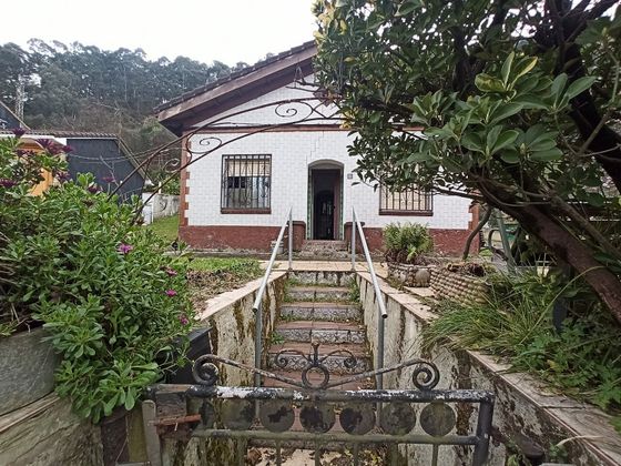 Foto 1 de Xalet en venda a Castrillón de 2 habitacions amb garatge i jardí
