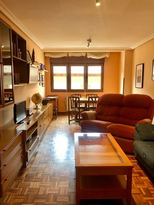 Foto 1 de Pis en venda a calle Venancio Pando de 3 habitacions amb terrassa i calefacció