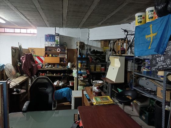 Foto 2 de Venta de garaje en calle De Los Castaños de 789 m²