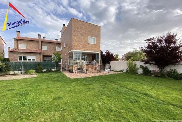 Foto 1 de Casa en venda a Encinillas de 6 habitacions amb terrassa i garatge