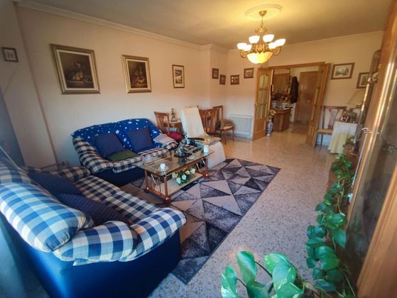 Foto 1 de Pis en venda a Vía Romana de 3 habitacions amb terrassa i garatge