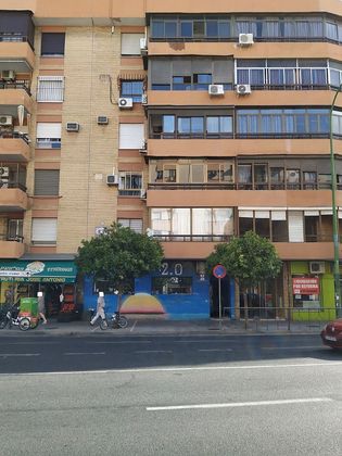 Foto 2 de Venta de negocio en La Calzada de 214 m²