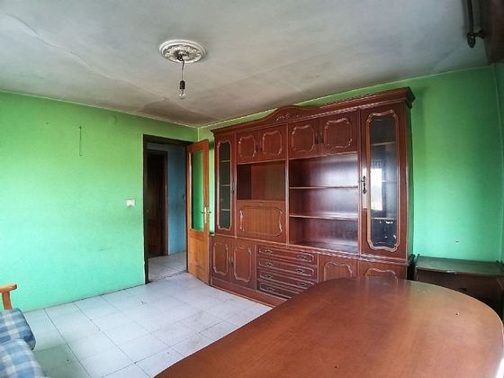 Foto 2 de Casa en venta en Verín de 3 habitaciones con terraza y garaje