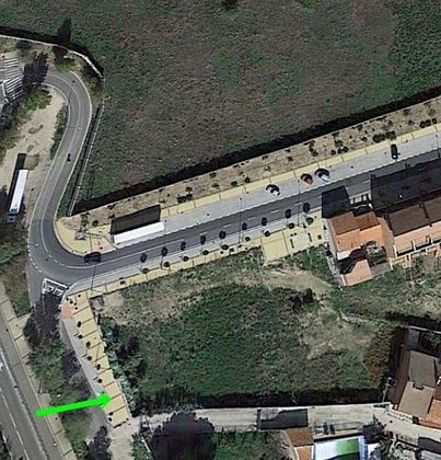 Foto 1 de Venta de terreno en Pajarillos de 1687 m²