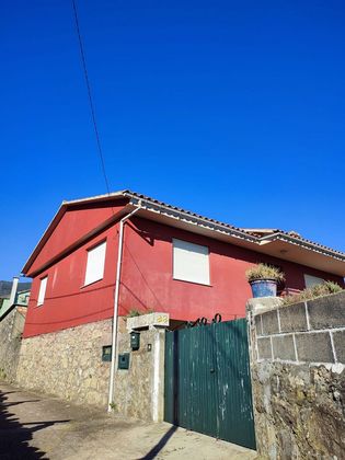 Foto 1 de Venta de casa en Rosal (O) de 3 habitaciones con terraza y garaje