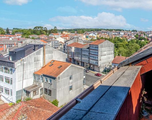 Foto 1 de Pis en venda a Lalín de 2 habitacions amb terrassa i garatge