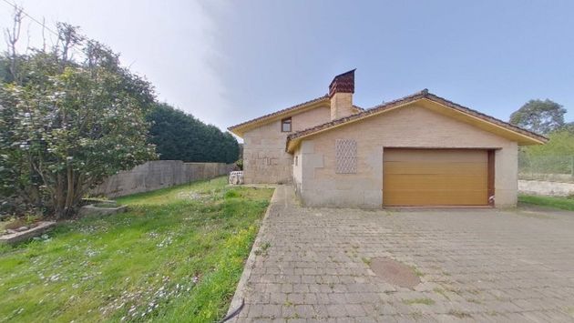 Foto 2 de Casa en venda a Matamá - Beade - Bembrive - Valádares - Zamáns de 4 habitacions amb terrassa i garatge