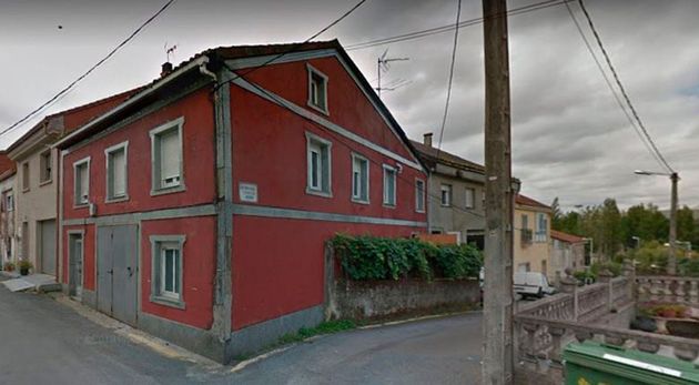 Foto 1 de Casa en venta en Castiñeiriño - Cruceiro de Sar de 4 habitaciones y 337 m²