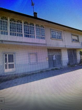 Foto 2 de Chalet en venta en Estrada (A) de 4 habitaciones con garaje y jardín