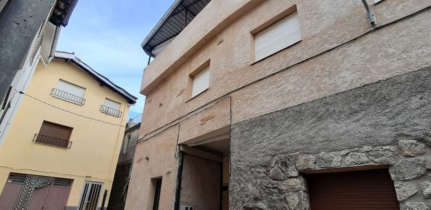 Foto 2 de Casa en venda a Villanueva del Conde de 4 habitacions amb terrassa i balcó