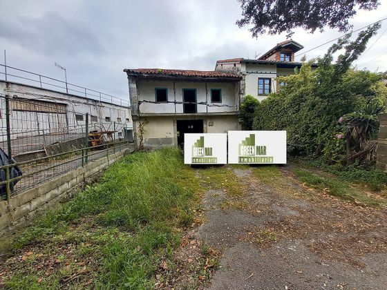 Foto 1 de Casa en venda a barrio Setién de 5 habitacions amb jardí i balcó