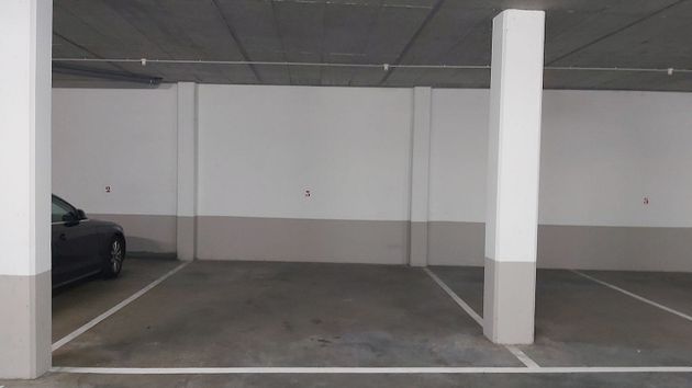 Foto 2 de Garaje en alquiler en avenida Sada y Sus Contornos de 22 m²