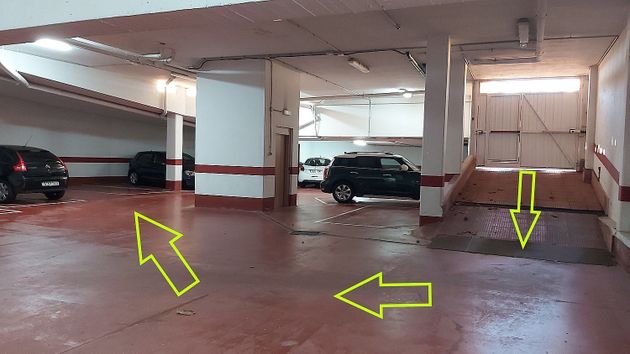 Foto 2 de Garatge en venda a calle Loios de 20 m²
