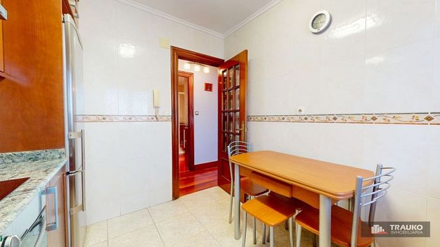 Foto 2 de Pis en venda a Zurbarán-Arabella de 3 habitacions amb calefacció i ascensor