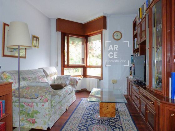 Foto 1 de Pis en venda a Santoña de 2 habitacions amb terrassa i garatge
