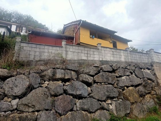 Foto 1 de Casa en venda a San Martín del Rey Aurelio de 2 habitacions amb jardí