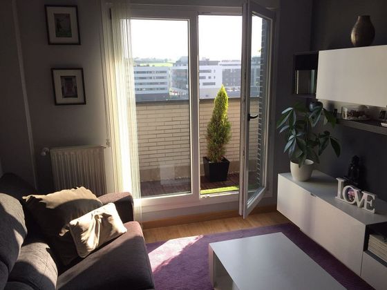Foto 1 de Àtic en venda a Roces Sur de 2 habitacions amb terrassa i garatge