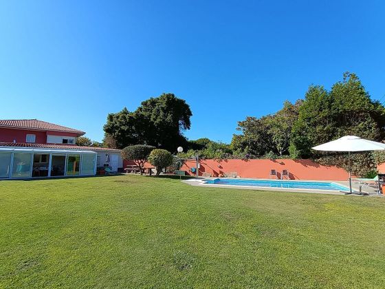 Foto 2 de Venta de chalet en Mera - Serantes de 3 habitaciones con piscina y jardín