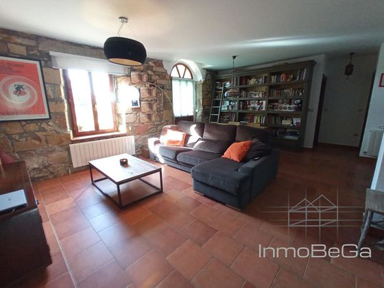 Foto 1 de Piso en venta en Larrabetzu de 2 habitaciones con terraza y calefacción