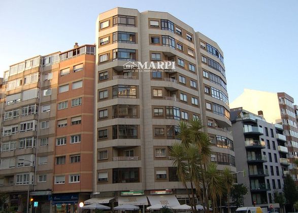 Foto 2 de Piso en venta en Travesía de Vigo - San Xoán de 4 habitaciones con terraza y garaje