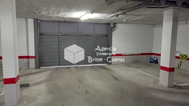Foto 1 de Garatge en venda a calle Tres de Abril de 30 m²