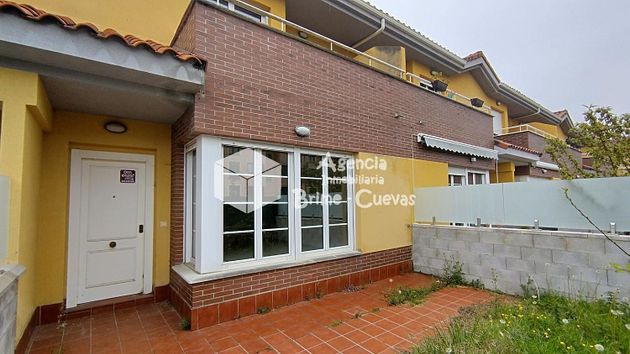 Foto 1 de Xalet en venda a Llanera de 3 habitacions amb terrassa i garatge