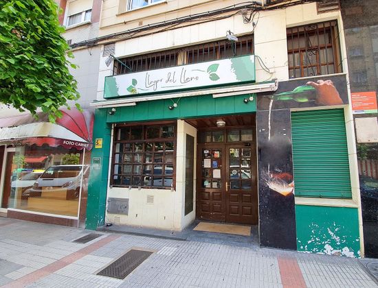 Foto 1 de Local en venda a calle Andalucia de 218 m²