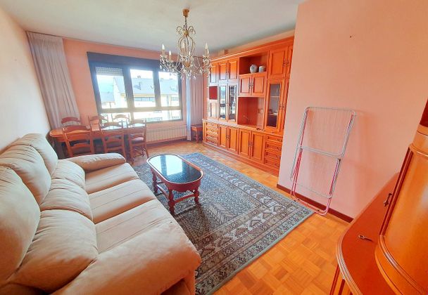 Foto 2 de Piso en alquiler en Nuevo Gijón de 3 habitaciones con terraza y garaje