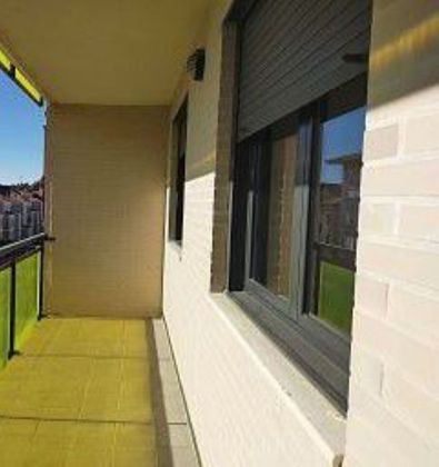 Foto 1 de Piso en venta en Sabiñánigo de 2 habitaciones con terraza y garaje